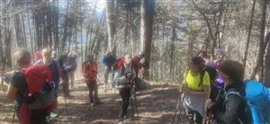 ESCURSIONE AD ANELLO AL LAGO DI  SANTA COLOMBA